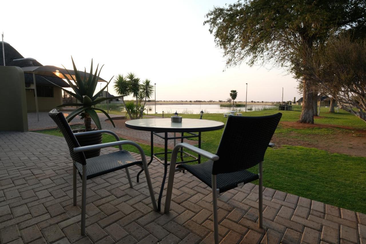 Lapa Lange Game Lodge Mariental Ngoại thất bức ảnh