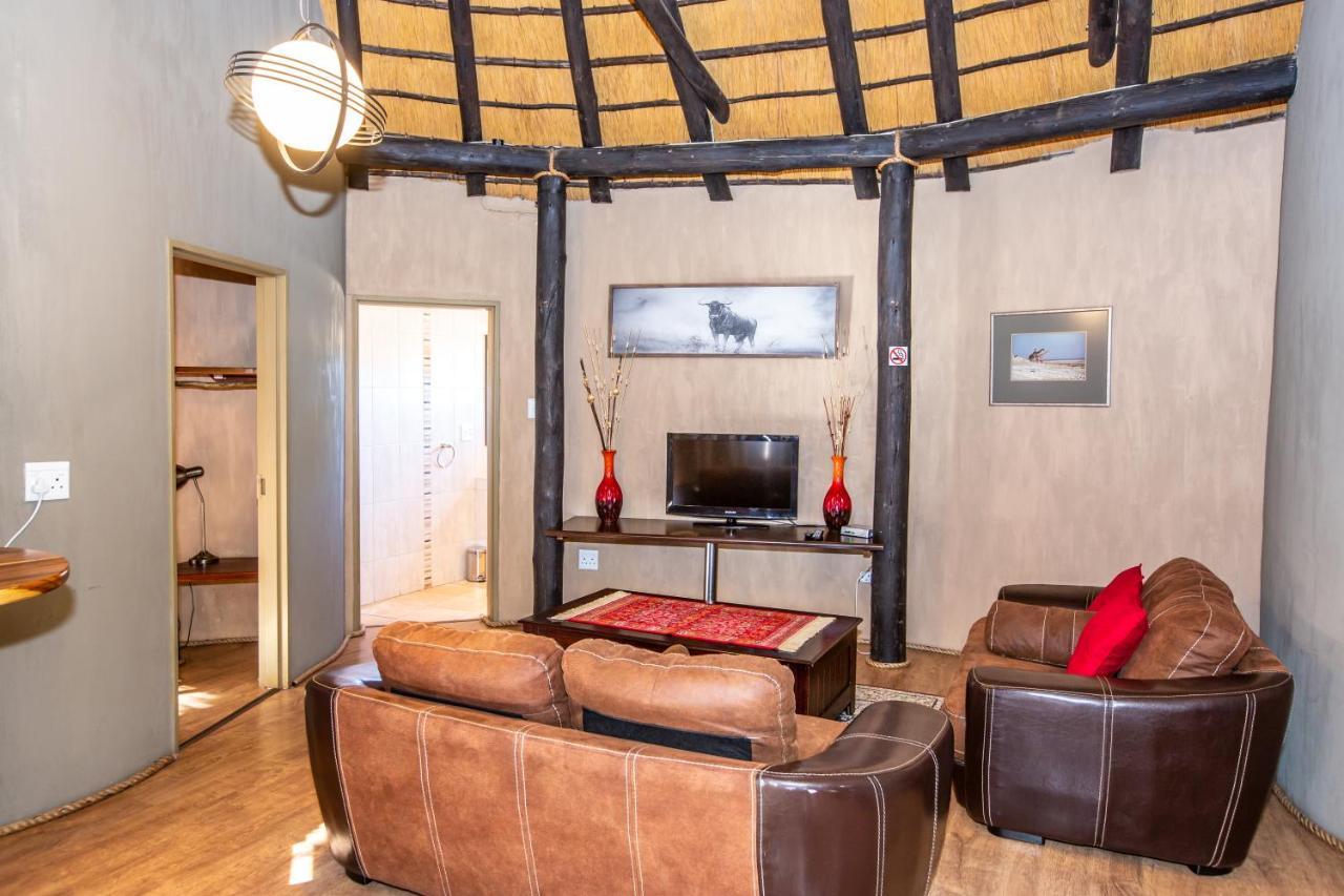 Lapa Lange Game Lodge Mariental Ngoại thất bức ảnh