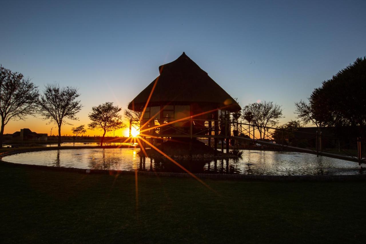 Lapa Lange Game Lodge Mariental Ngoại thất bức ảnh