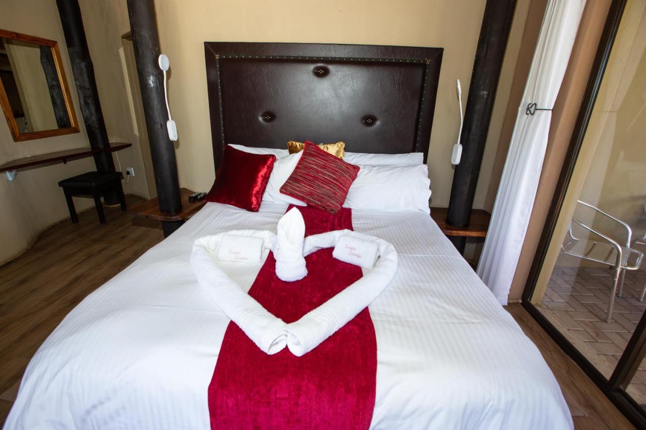Lapa Lange Game Lodge Mariental Ngoại thất bức ảnh