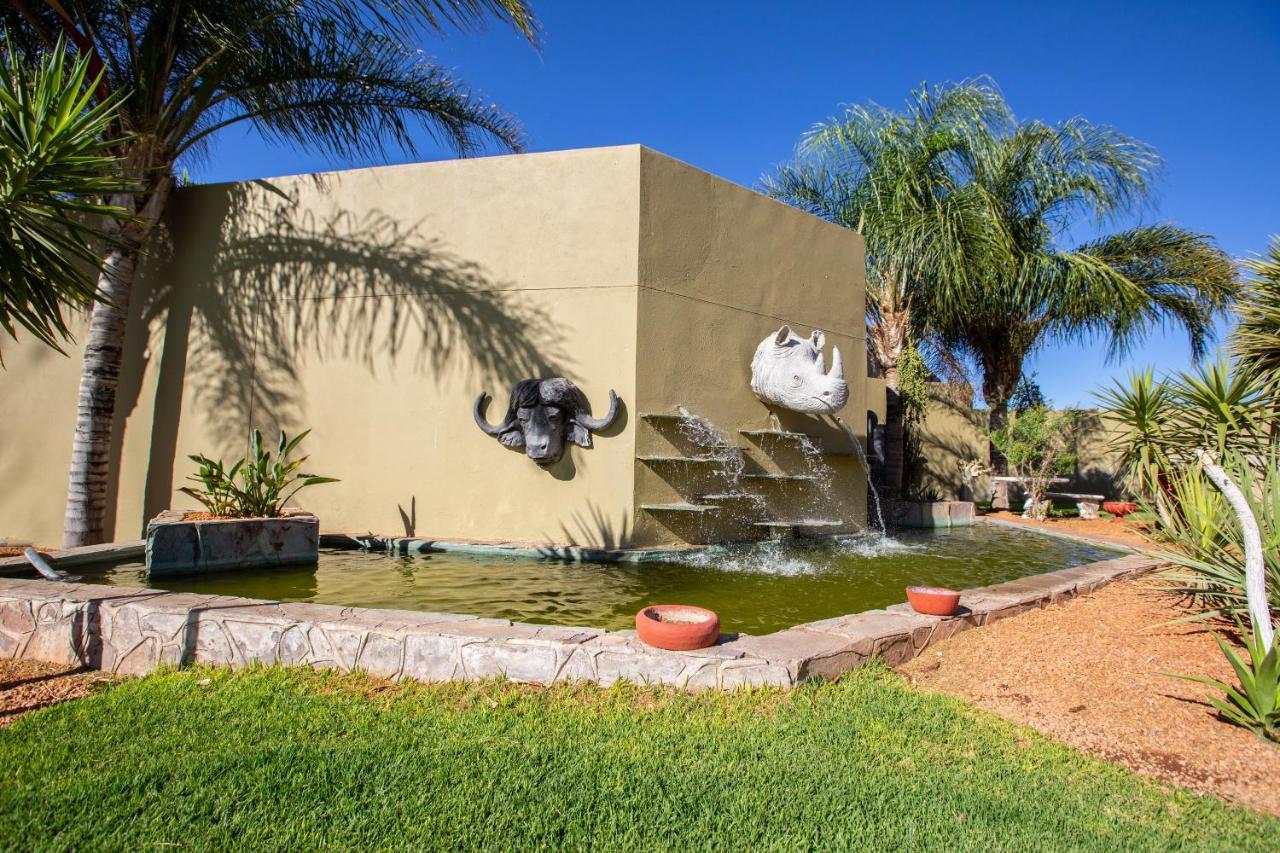Lapa Lange Game Lodge Mariental Ngoại thất bức ảnh